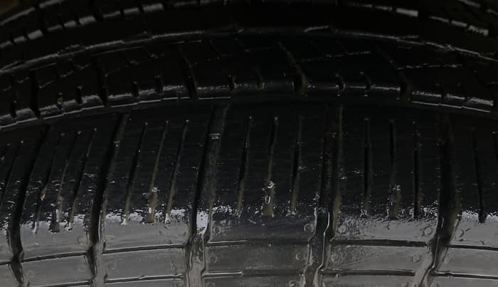 2016 Skoda Rapid 1.5 TDI CR STYLE PLUS AT, Diesel, Automatic, 92,976 km, Left Front Tyre Tread