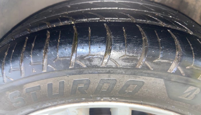 2019 Skoda Rapid STYLE 1.6 MPI AT, Petrol, Automatic, 88,774 km, Left Front Tyre Tread