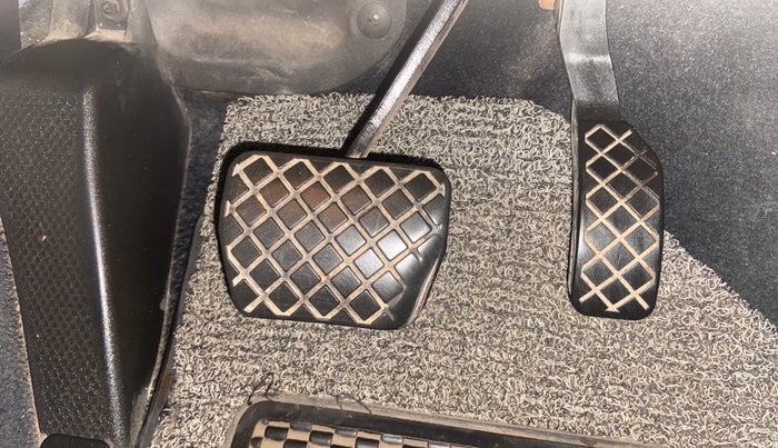 2019 Skoda Rapid STYLE 1.6 MPI AT, Petrol, Automatic, 88,774 km, Pedals