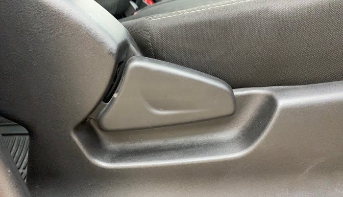 2019 Datsun Redi Go S 1.0 AMT, Petrol, Automatic, 33,452 km, Driver Side Adjustment Panel
