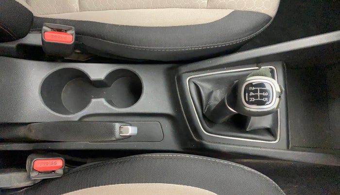 2014 Hyundai Elite i20 ASTA 1.2, Petrol, Manual, 1,09,430 km, Gear Lever