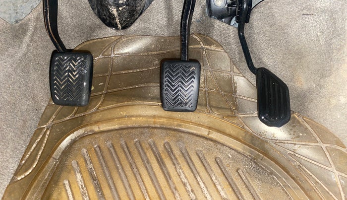 2015 Toyota Etios GD, Diesel, Manual, 1,09,045 km, Pedals