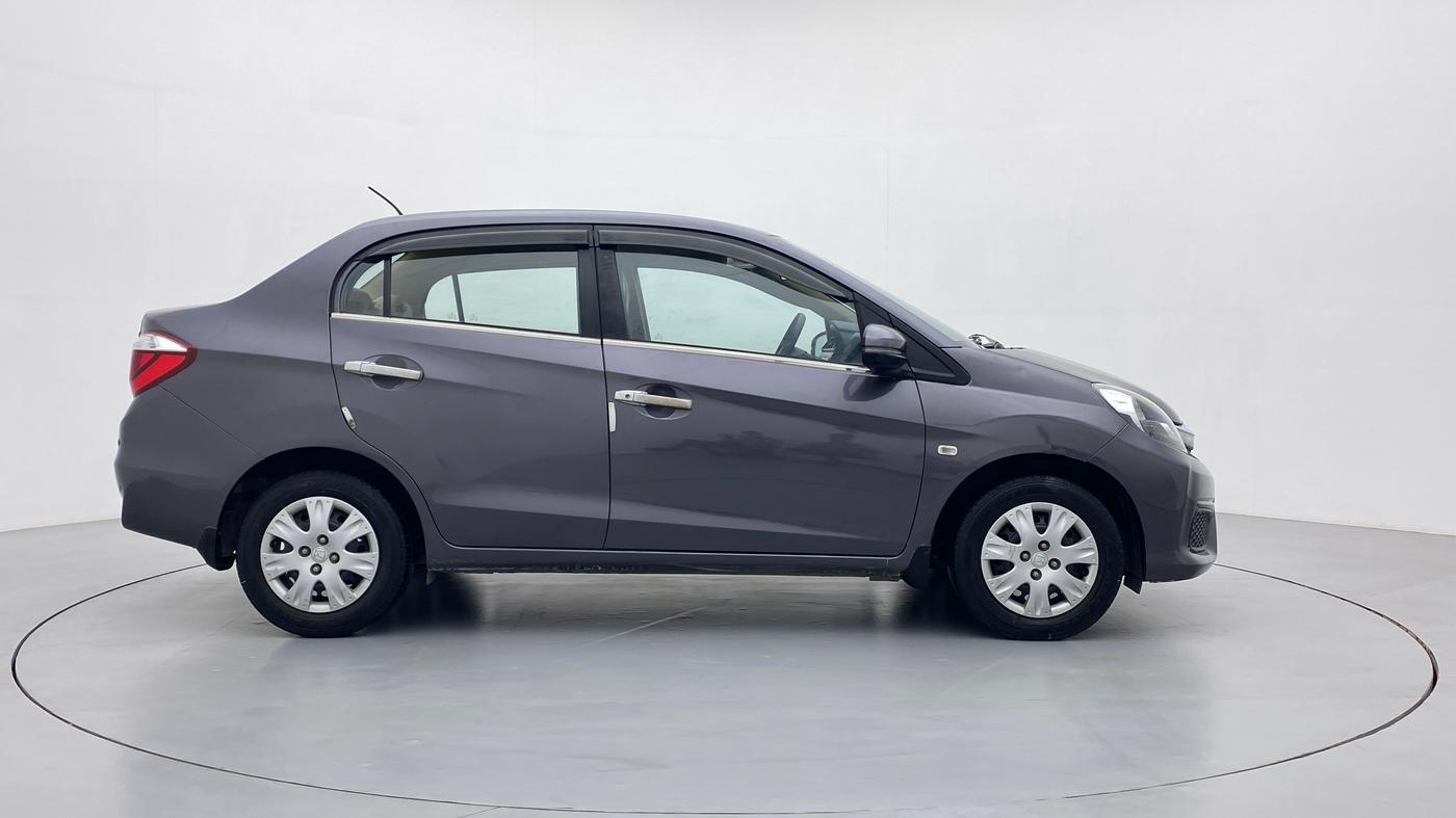 2017 Honda Amaze 1.2 S (O) MT I VTEC, Petrol, Manual, 40,589 km, Right Side View