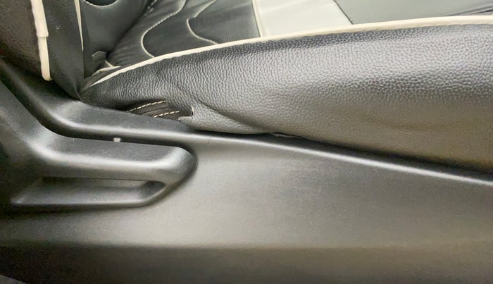2020 Tata Tiago XE PETROL, Petrol, Manual, 41,897 km, Driver Side Adjustment Panel