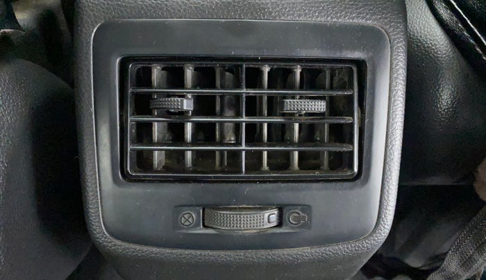 2018 Hyundai Xcent SX 1.2, CNG, Manual, 49,146 km, Rear AC Vents