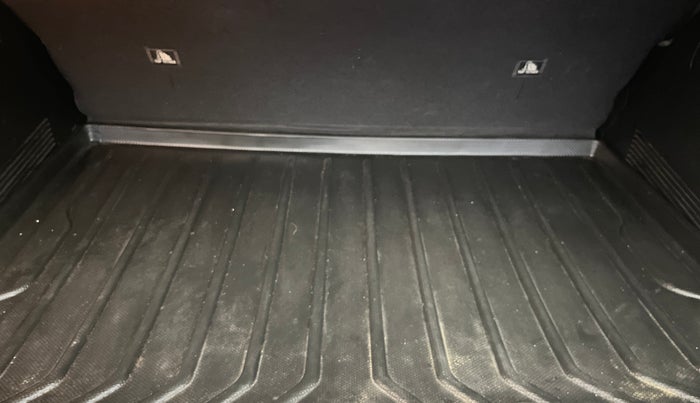 2023 KIA SONET HTX 1.0 DCT, Petrol, Automatic, 69,617 km, Boot Inside