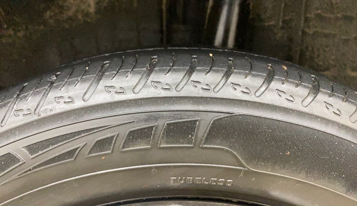 2021 Nissan MAGNITE XL TURBO CVT, Petrol, Automatic, 39,779 km, Left Rear Tyre Tread