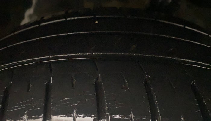 2021 Hyundai Verna SX 1.5 VTVT IVT, Petrol, Automatic, 34,670 km, Left Front Tyre Tread