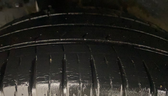 2021 Hyundai Verna SX 1.5 VTVT IVT, Petrol, Automatic, 34,670 km, Right Rear Tyre Tread