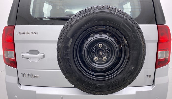 2016 Mahindra TUV300 T8, Diesel, Manual, 51,127 km, Spare Tyre