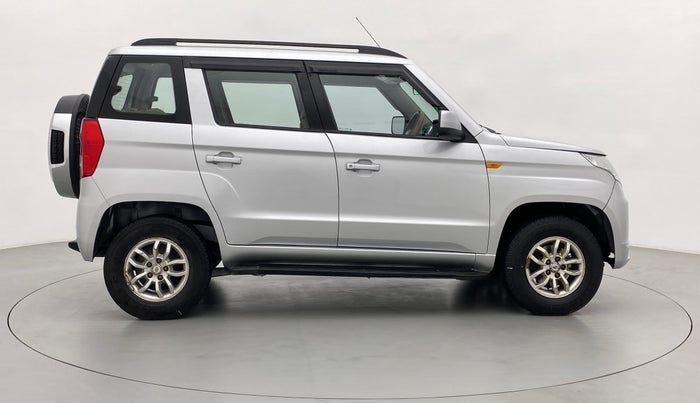 2016 Mahindra TUV300 T8, Diesel, Manual, 51,127 km, Right Side View