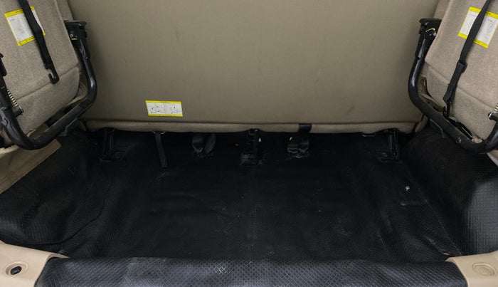 2016 Mahindra TUV300 T8, Diesel, Manual, 51,127 km, Boot Inside