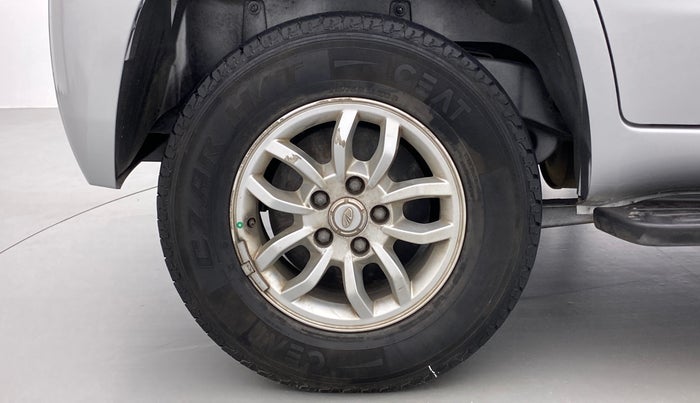 2016 Mahindra TUV300 T8, Diesel, Manual, 51,127 km, Right Rear Wheel