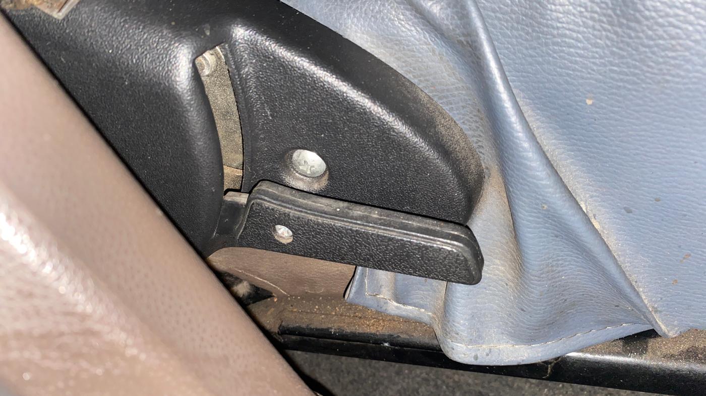 2013 Maruti Alto 800 LXI, Petrol, Manual, 30,136 km, Driver Side Adjustment Panel