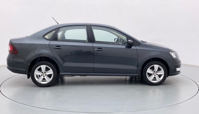 2018 Skoda Rapid AMBITION 1.6 MPI MT, Petrol, Manual, 19,581 km, Right Side View