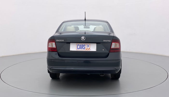 2018 Skoda Rapid AMBITION 1.6 MPI MT, Petrol, Manual, 19,581 km, Back/Rear