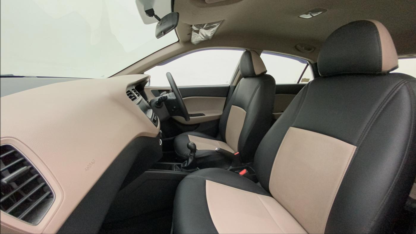 2017 Hyundai Elite i20 ERA 1.2, Petrol, Manual, 10,914 km, Right Side Front Door Cabin