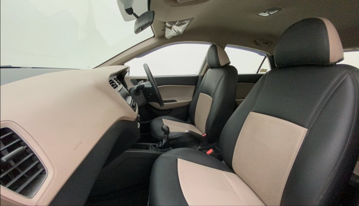 2017 Hyundai Elite i20 ERA 1.2, Petrol, Manual, 10,914 km, Right Side Front Door Cabin