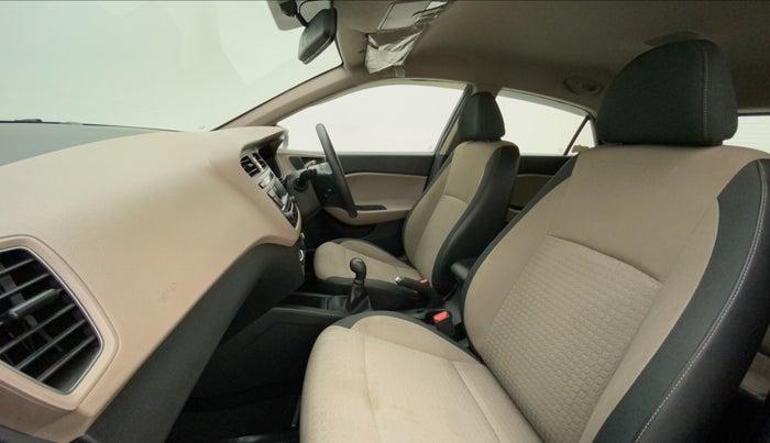 2017 Hyundai Elite i20 SPORTZ 1.2, Petrol, Manual, 40,900 km, Right Side Front Door Cabin