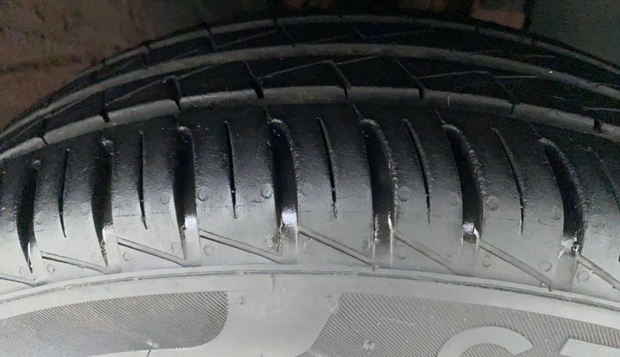 2022 Renault Kwid RXL 1.0, Petrol, Manual, 14,651 km, Right Front Tyre Tread