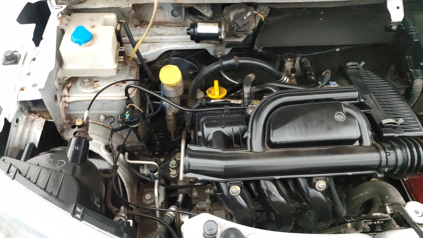 2016 Renault Kwid RXT 0.8, Petrol, Manual, 42,699 km, Engine View - Right