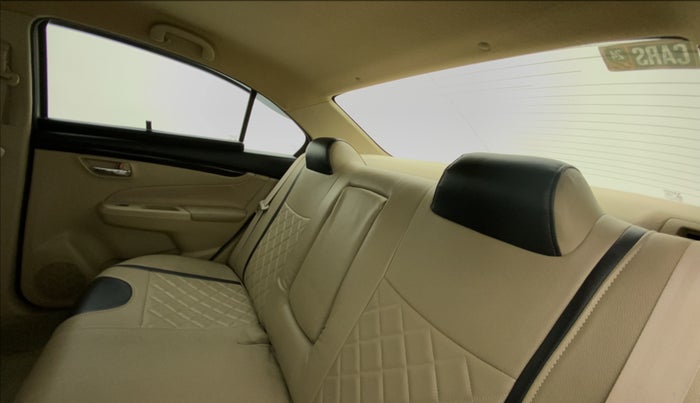 2017 Maruti Ciaz DELTA 1.4 MT PETROL, Petrol, Manual, 44,306 km, Right Side Rear Door Cabin