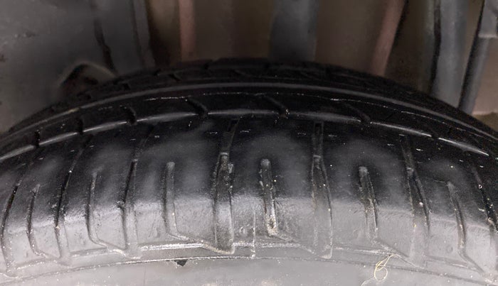 2017 Tata Tiago XZ DIESEL, Diesel, Manual, 54,238 km, Left Rear Tyre Tread