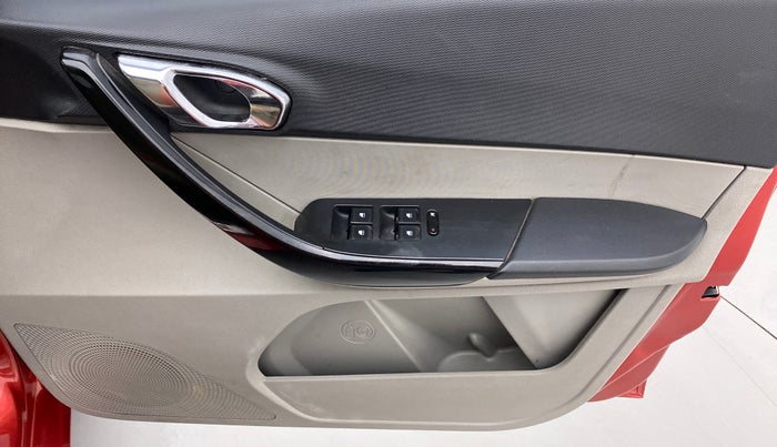 2017 Tata Tiago XZ DIESEL, Diesel, Manual, 54,238 km, Driver Side Door Panels Control