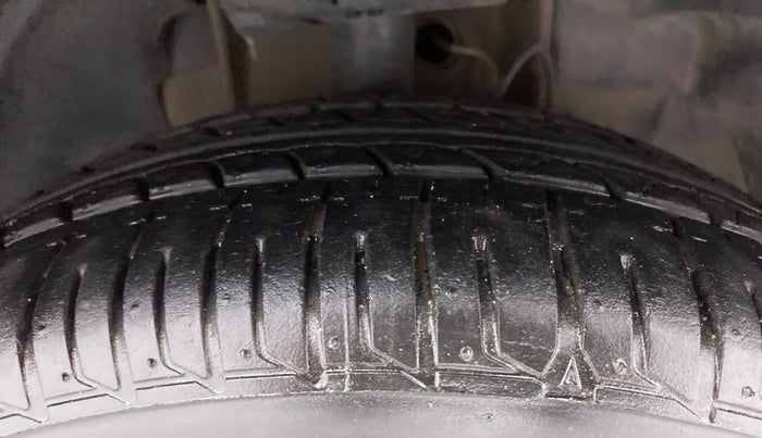 2017 Tata Tiago XZ DIESEL, Diesel, Manual, 54,238 km, Right Front Tyre Tread