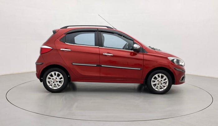 2017 Tata Tiago XZ DIESEL, Diesel, Manual, 54,238 km, Right Side View