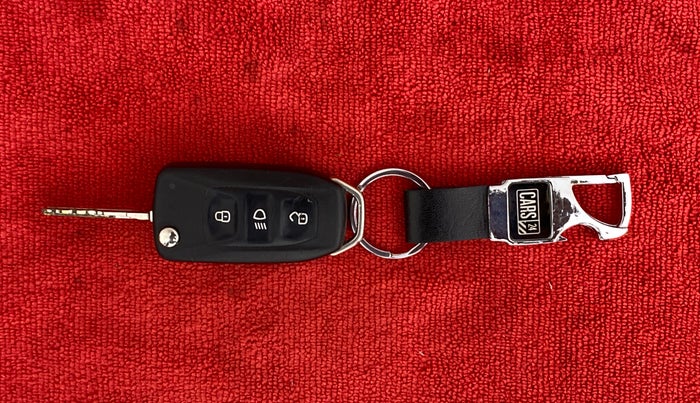 2017 Tata Tiago XZ DIESEL, Diesel, Manual, 54,238 km, Key Close Up