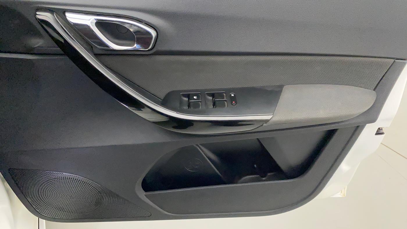2019 Tata TIAGO JTP 1.2 PETROL, Petrol, Manual, 18,195 km, Driver Side Door Panels Control