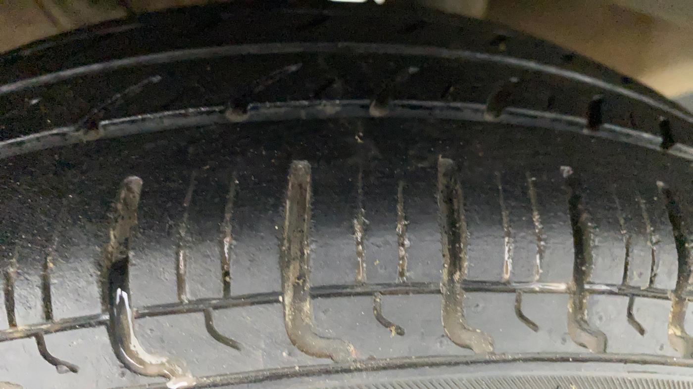 2015 Hyundai Eon ERA +, Petrol, Manual, 20,636 km, Right Rear Tyre Tread