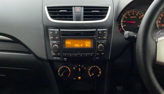 2017 Maruti Swift VXI O, Petrol, Manual, 32,787 km, Air Conditioner