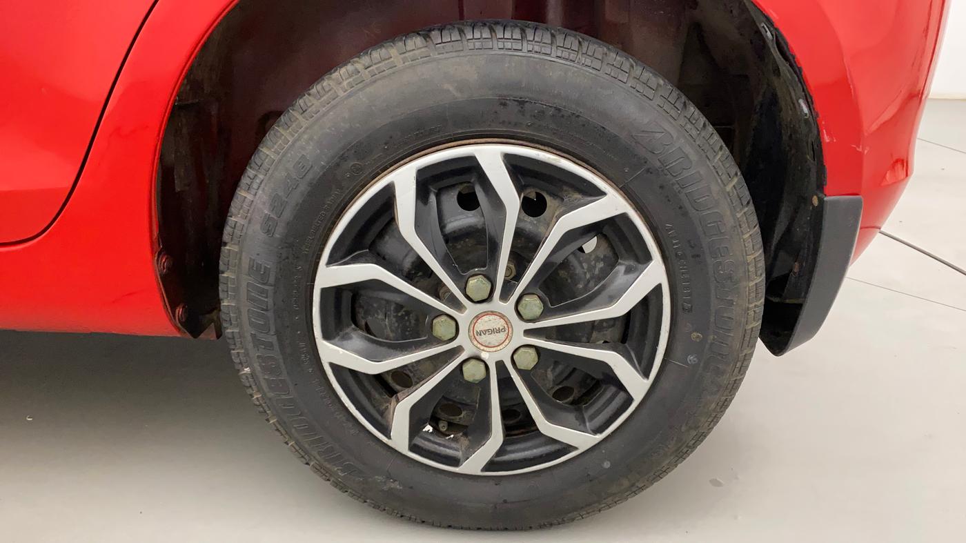 2017 Maruti Swift VXI O, Petrol, Manual, 32,787 km, Left Rear Wheel