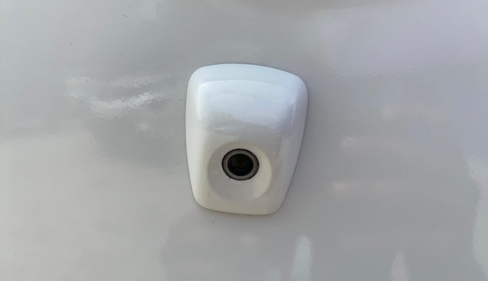 2017 Hyundai Elite i20 ASTA 1.2 (O), CNG, Manual, 1,45,979 km, Parking Camera