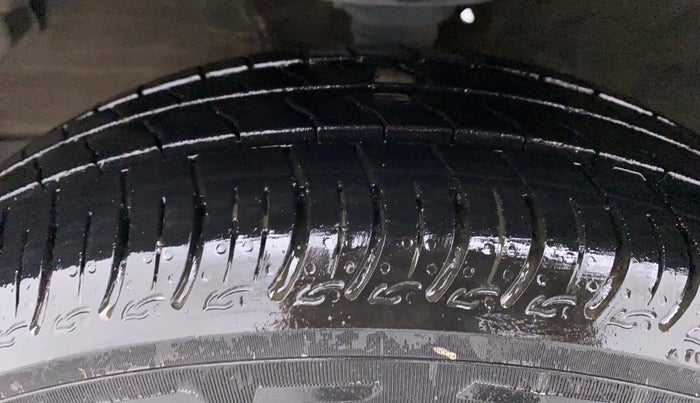 2020 Maruti S PRESSO VXI PLUS, Petrol, Manual, 23,495 km, Left Front Tyre Tread