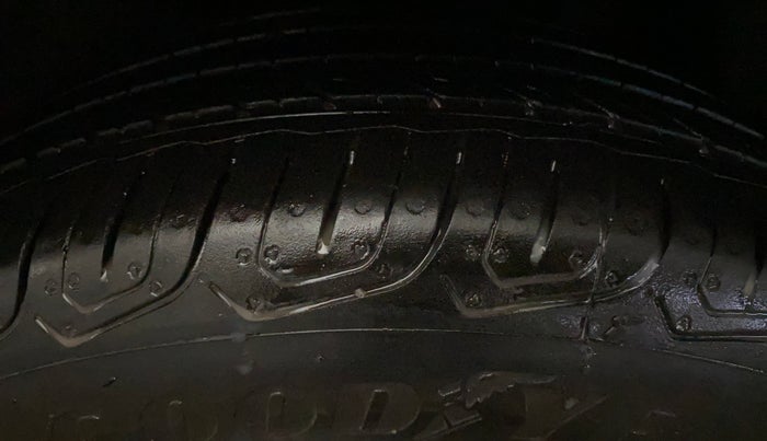 2021 Skoda KUSHAQ AMBITION 1.0L TSI MT, Petrol, Manual, 77,360 km, Left Rear Tyre Tread