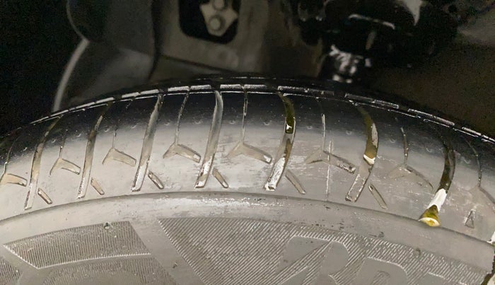 2022 Hyundai AURA S 1.2 CNG, CNG, Manual, 38,882 km, Left Front Tyre Tread