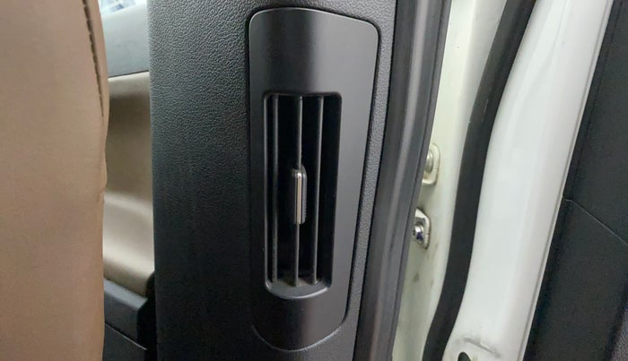 2021 Tata Harrier XZA PLUS 2.0L, Diesel, Automatic, 82,194 km, Rear AC Vents