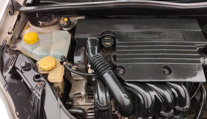 2012 Ford Figo TITANIUM 1.2 PETROL, Petrol, Manual, 1,04,374 km, Engine View - Right