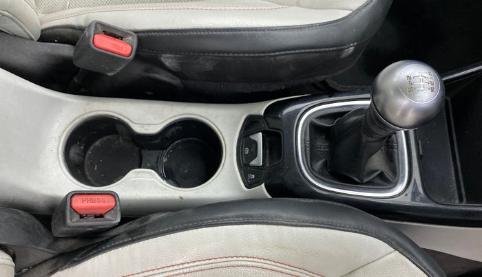 2018 Jeep Compass LIMITED 2.0 DIESEL, Diesel, Manual, 1,38,046 km, Gear Lever