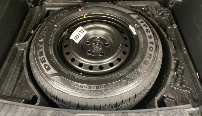 2018 Jeep Compass LIMITED 2.0 DIESEL, Diesel, Manual, 1,38,046 km, Spare Tyre