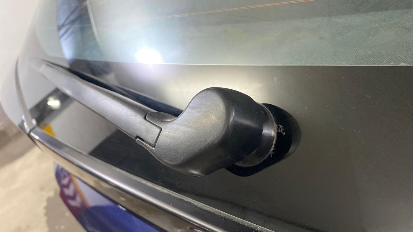 2022 Tata ALTROZ XZA PLUS, Petrol, Automatic, 45,031 km, Rear Wiper