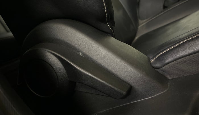 2022 Tata ALTROZ XZA PLUS, Petrol, Automatic, 45,031 km, Driver Side Adjustment Panel