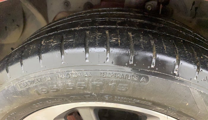 2020 Ford New Figo TREND 1.2 PETROL, Petrol, Manual, 44,524 km, Left Front Tyre Tread