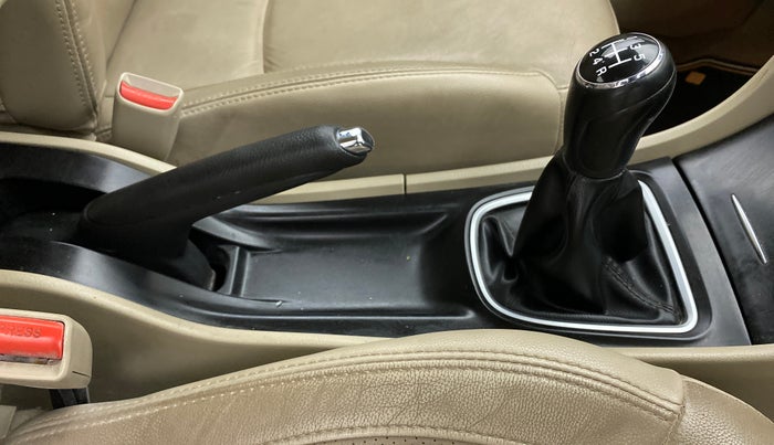 2018 Maruti Ciaz ALPHA 1.4 PETROL, Petrol, Manual, 51,360 km, Gear Lever