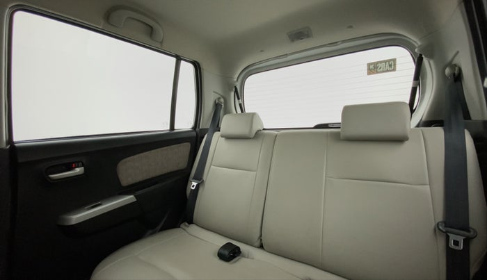 2016 Maruti Wagon R 1.0 VXI AMT, Petrol, Automatic, 38,213 km, Right Side Rear Door Cabin