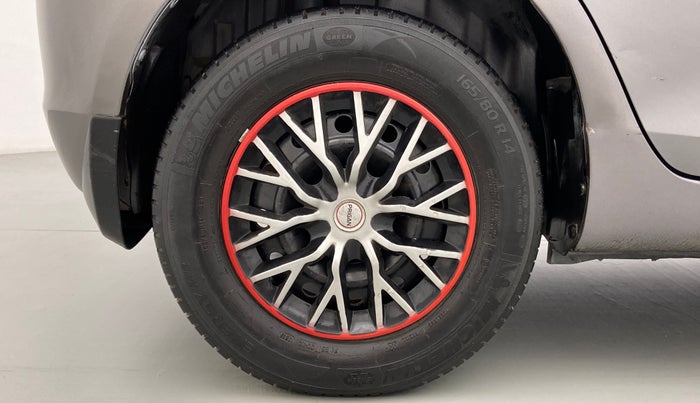 2012 Maruti Swift VXI D, Petrol, Manual, 85,874 km, Right Rear Wheel