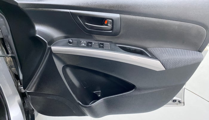 2021 Maruti S Cross SIGMA 1.5, Petrol, Manual, 20,464 km, Driver Side Door Panels Control